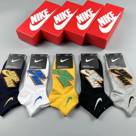 スーパーコピー ナイキ 靴下