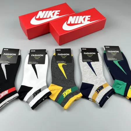 スーパーコピー ナイキ 靴下
