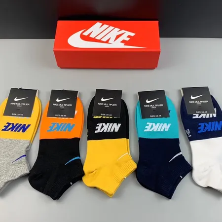 スーパーコピー ナイキ 靴下