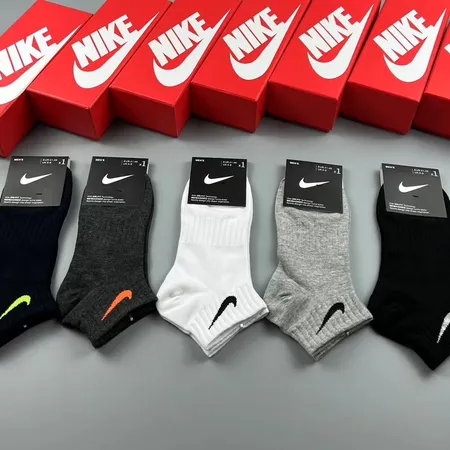 スーパーコピー ナイキ 靴下