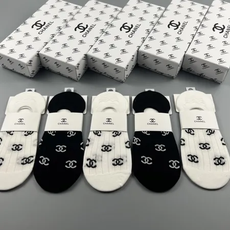 スーパーコピー シャネル 靴下