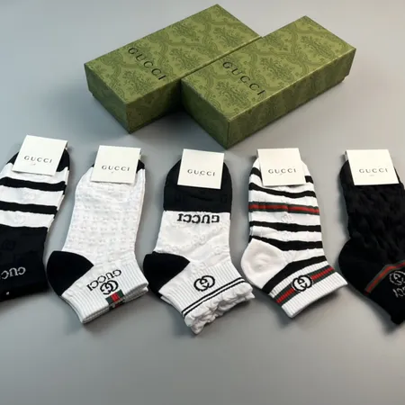 スーパーコピー グッチ 靴下