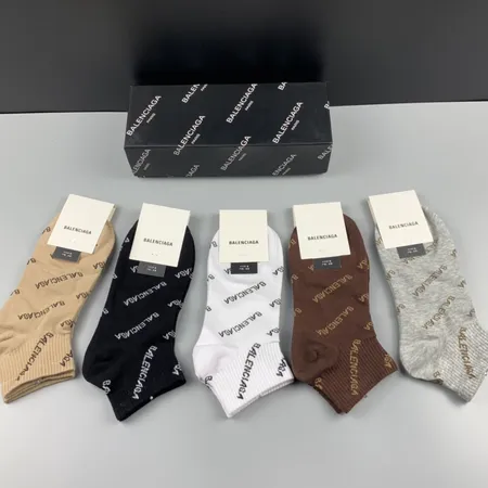 スーパーコピー セリーヌ 靴下