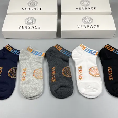 スーパーコピー ヴェルサーチ 靴下