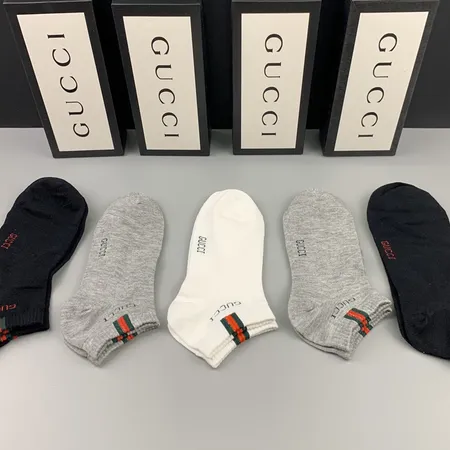 スーパーコピー グッチ 靴下