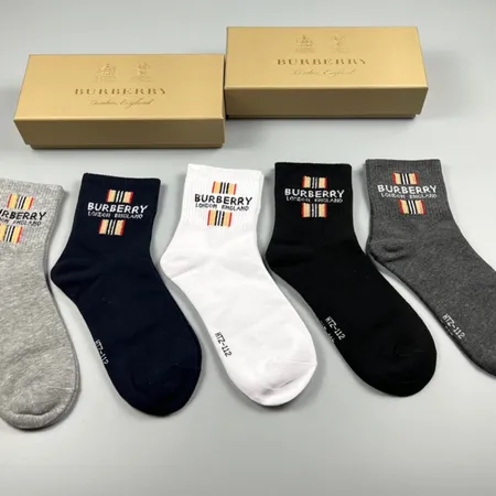 スーパーコピー プラダ 靴下