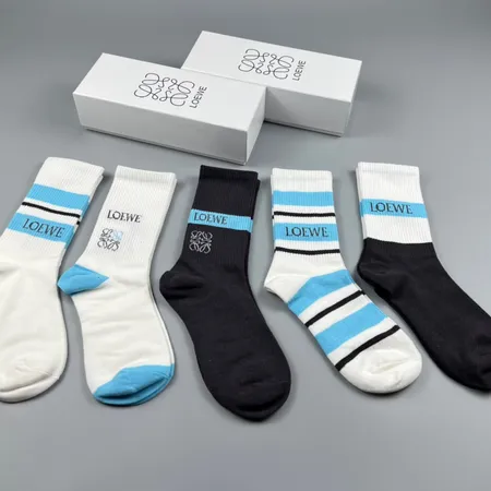 スーパーコピー ロエベ 靴下