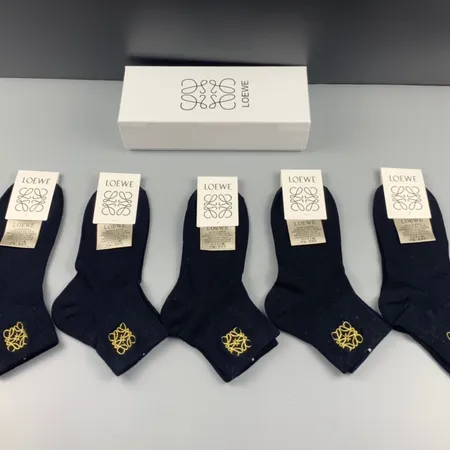 スーパーコピー ロエベ 靴下