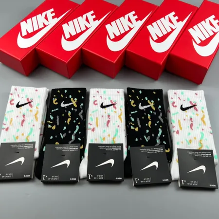 スーパーコピー ナイキ 靴下