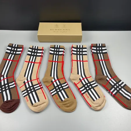 スーパーコピー プラダ 靴下