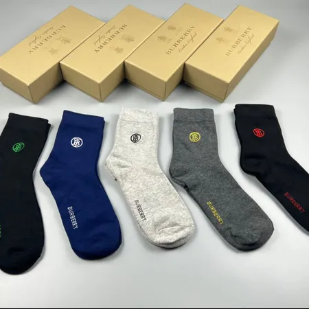 スーパーコピー バーバリー ス 靴下