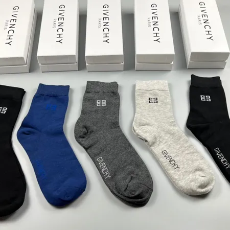  スーパーコピー ジバンシィ 靴下