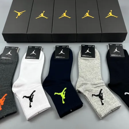 スーパーコピー エアジョーダン 靴下