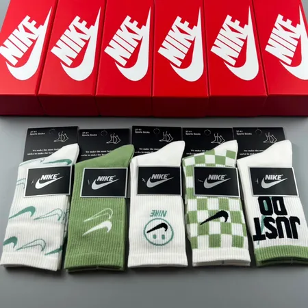 スーパーコピー ナイキ 靴下