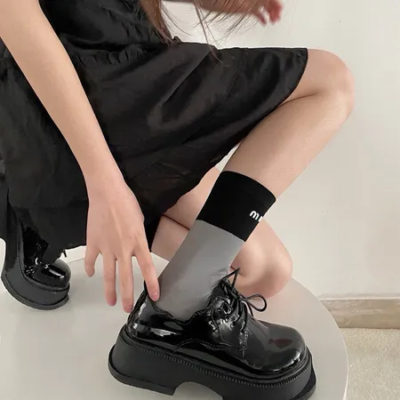  スーパーコピー ミュウミュウ 靴下