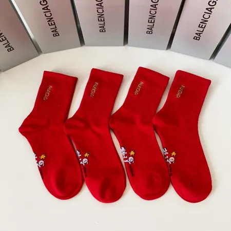 スーパーコピー バレンシアガ 靴下