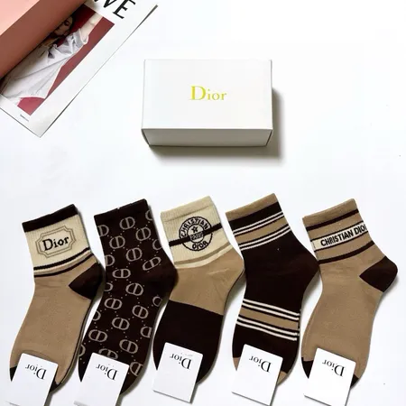  スーパーコピー ディオール 靴下