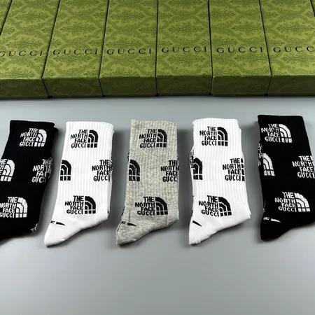 スーパーコピー グッチ 靴下