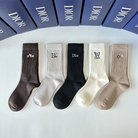 スーパーコピー ディオール 靴下