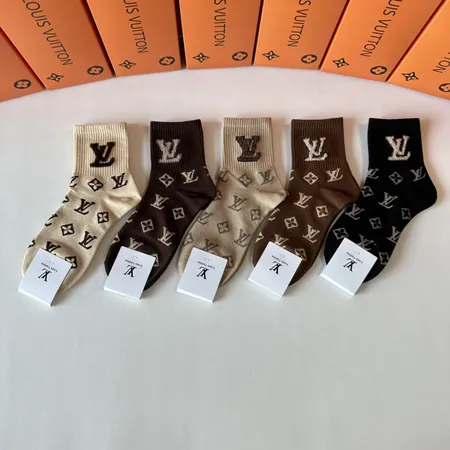 スーパーコピー ルイヴィトン 靴下