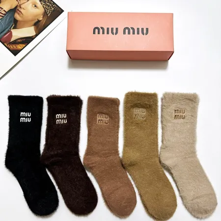 スーパーコピー ミュウミュウ 靴下
