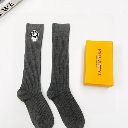 スーパーコピー ルイヴィトン 靴下