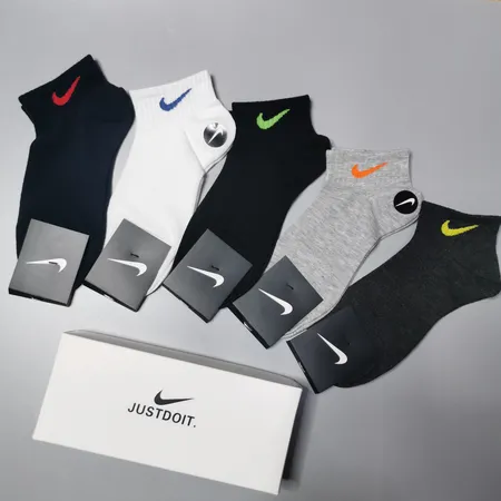 スーパーコピー ナイキ 靴下