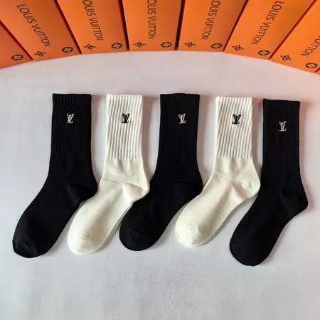 スーパーコピー ルイヴィトン 靴下