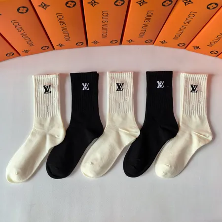 スーパーコピー ルイヴィトン 靴下