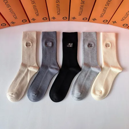 スーパーコピー ルイヴィトン 靴下