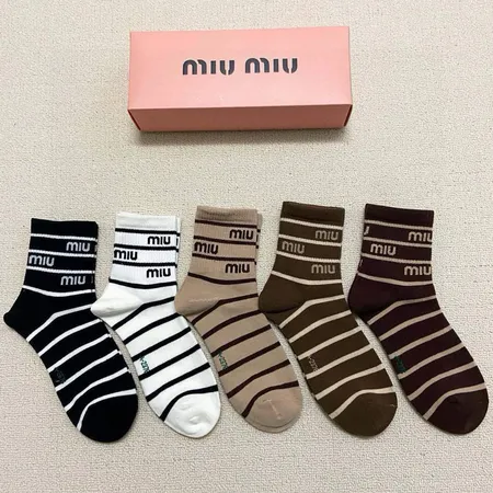 スーパーコピー ミュウミュウ 靴下