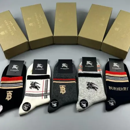  スーパーコピー バーバリー ス 靴下