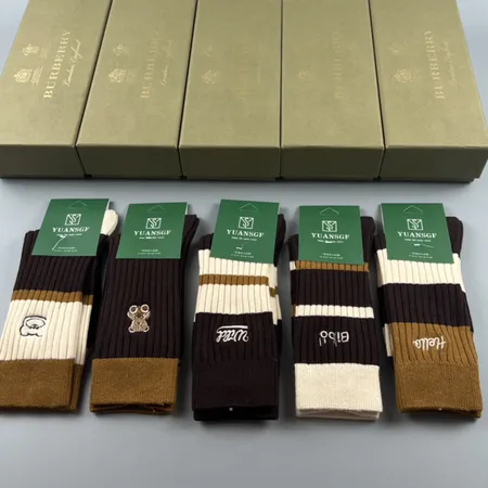 スーパーコピー バーバリー ス 靴下