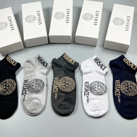 スーパーコピー ヴェルサーチ 靴下