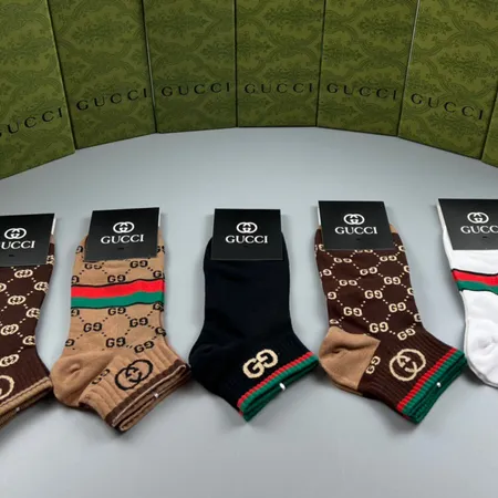 スーパーコピー グッチ 靴下