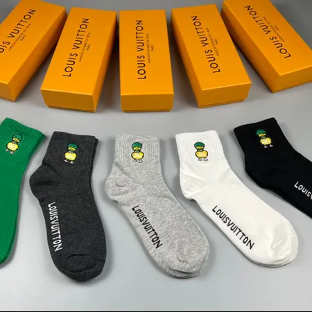 スーパーコピー ルイヴィトン 靴下