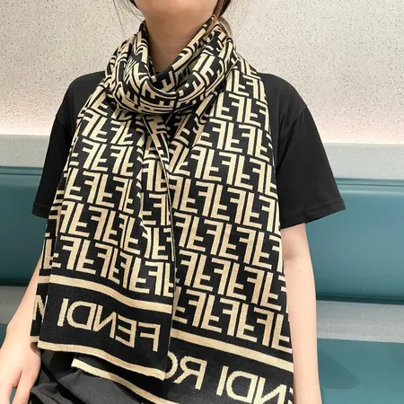 スーパーコピー フェンディ マフラー