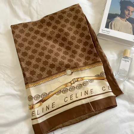 スーパーコピー セリーヌ マフラー