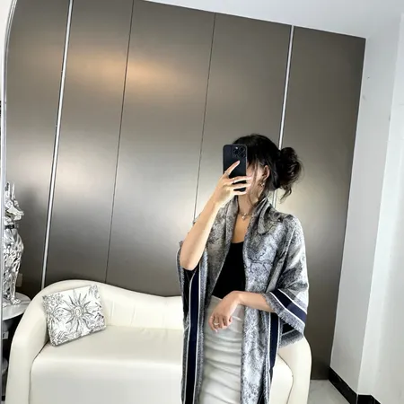 スーパーコピー ディオール マフラー