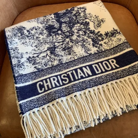 スーパーコピー ディオール マフラー