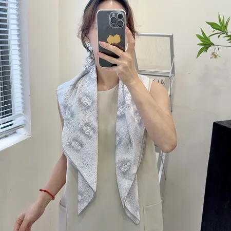 スーパーコピー セリーヌ マフラー