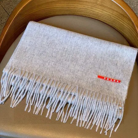  スーパーコピー プラダ マフラー