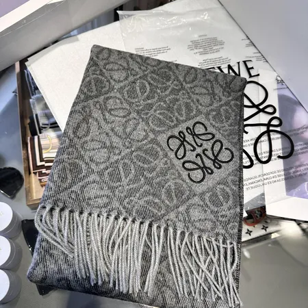 スーパーコピー ロエベ マフラー