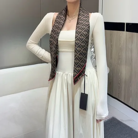 スーパーコピー フェンディ マフラー