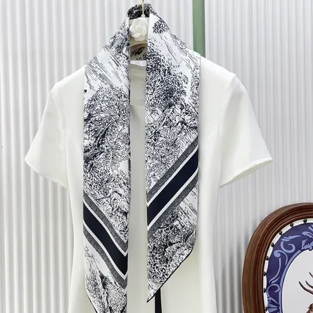 スーパーコピー ディオール マフラー