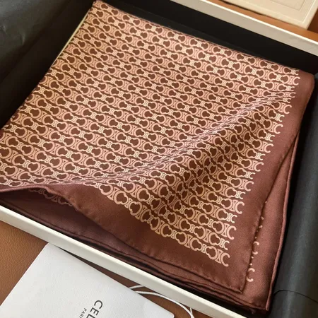 スーパーコピー セリーヌ マフラー