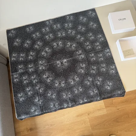 スーパーコピー セリーヌ マフラー