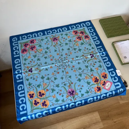 スーパーコピー グッチ マフラー