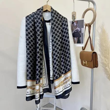 スーパーコピー セリーヌ マフラー