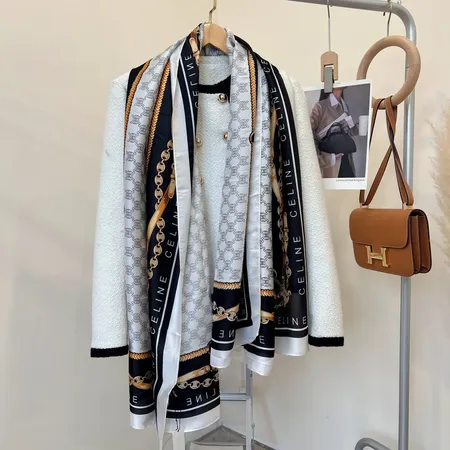 スーパーコピー セリーヌ マフラー